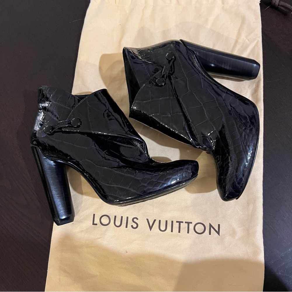 Louis Vuitton Patent Croc Embossed Delft Cornelia Ankle Boots Size 37.5 - Picture 6 of 8